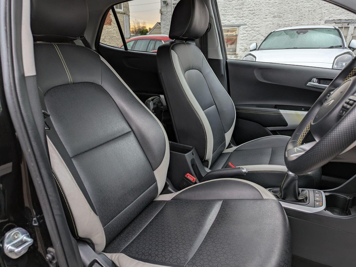 Used Kia Picanto 2022 for sale - 76990875: Photo 12