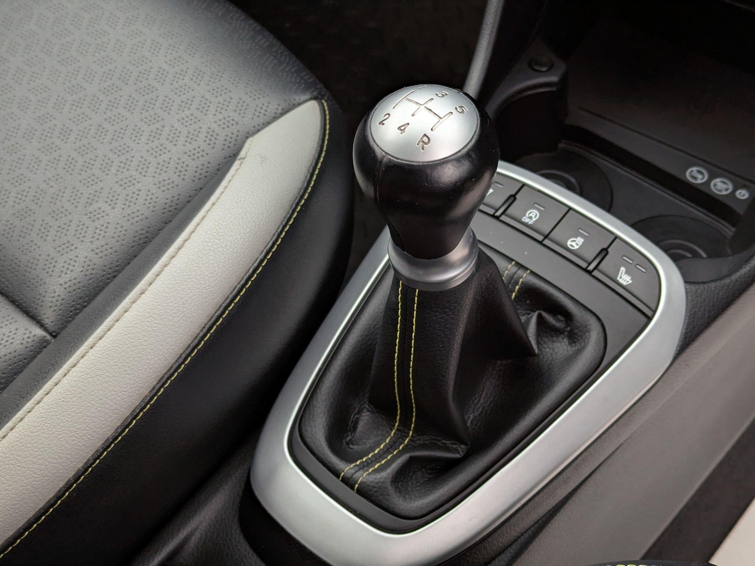 Used Kia Picanto 2022 for sale - 76990875: Photo 25