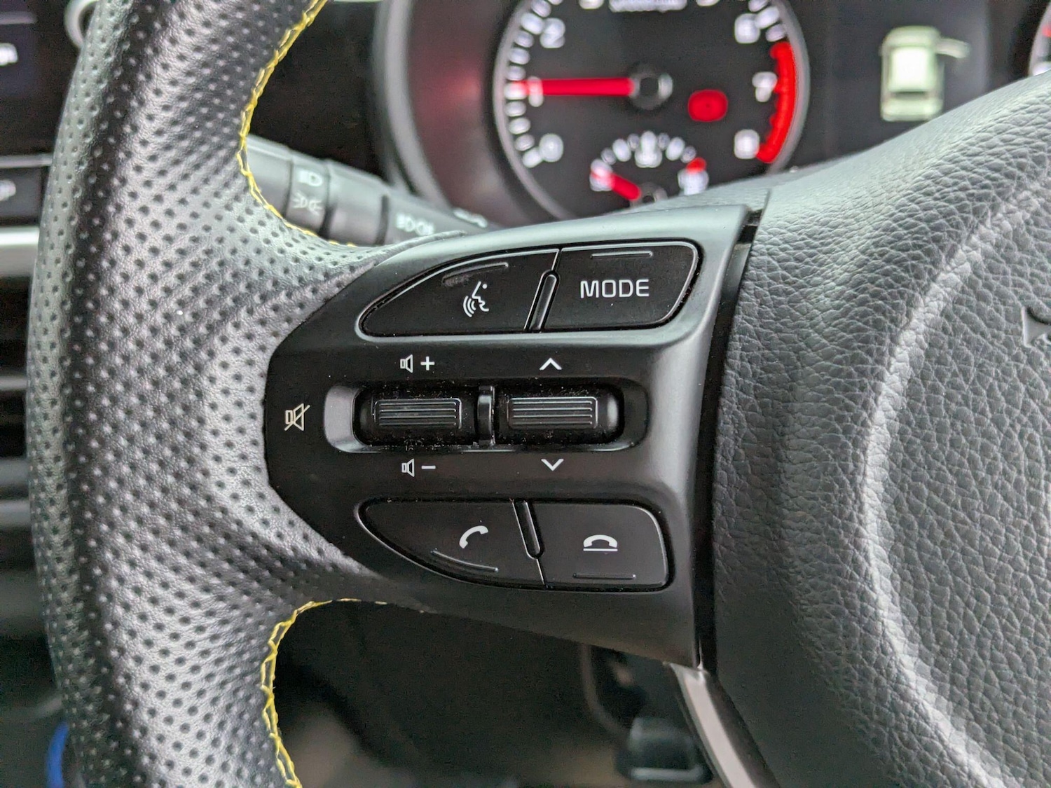 Used Kia Picanto 2022 for sale - 76315106: Photo 14