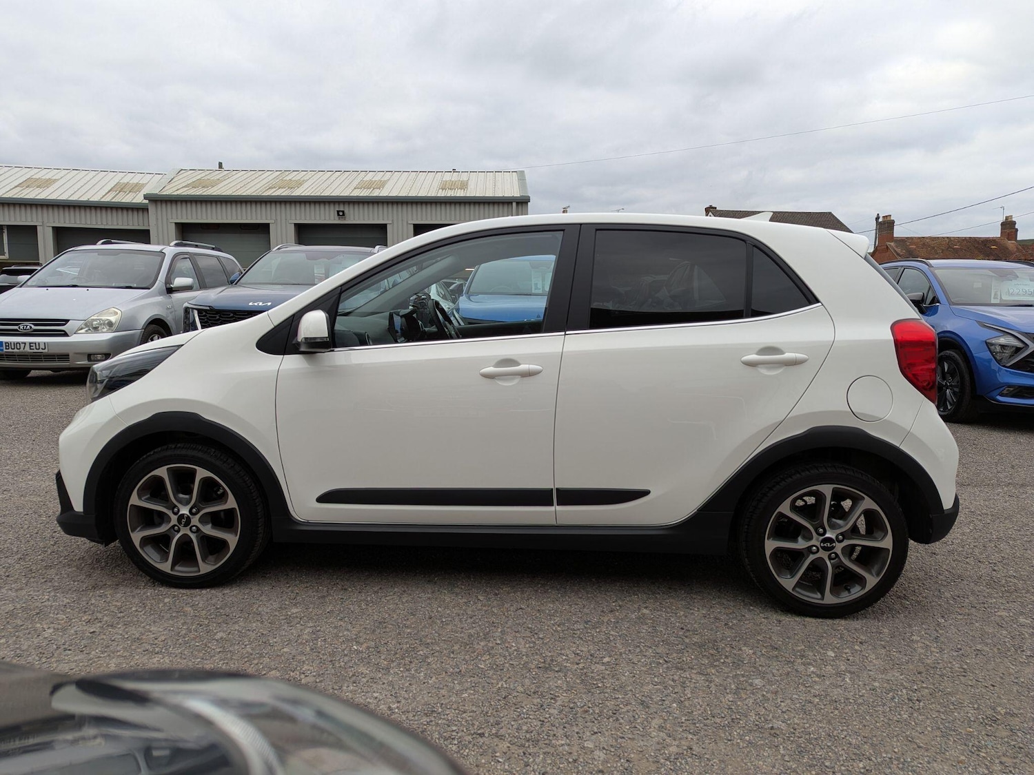 Used Kia Picanto 2022 for sale - 76315106: Photo 3