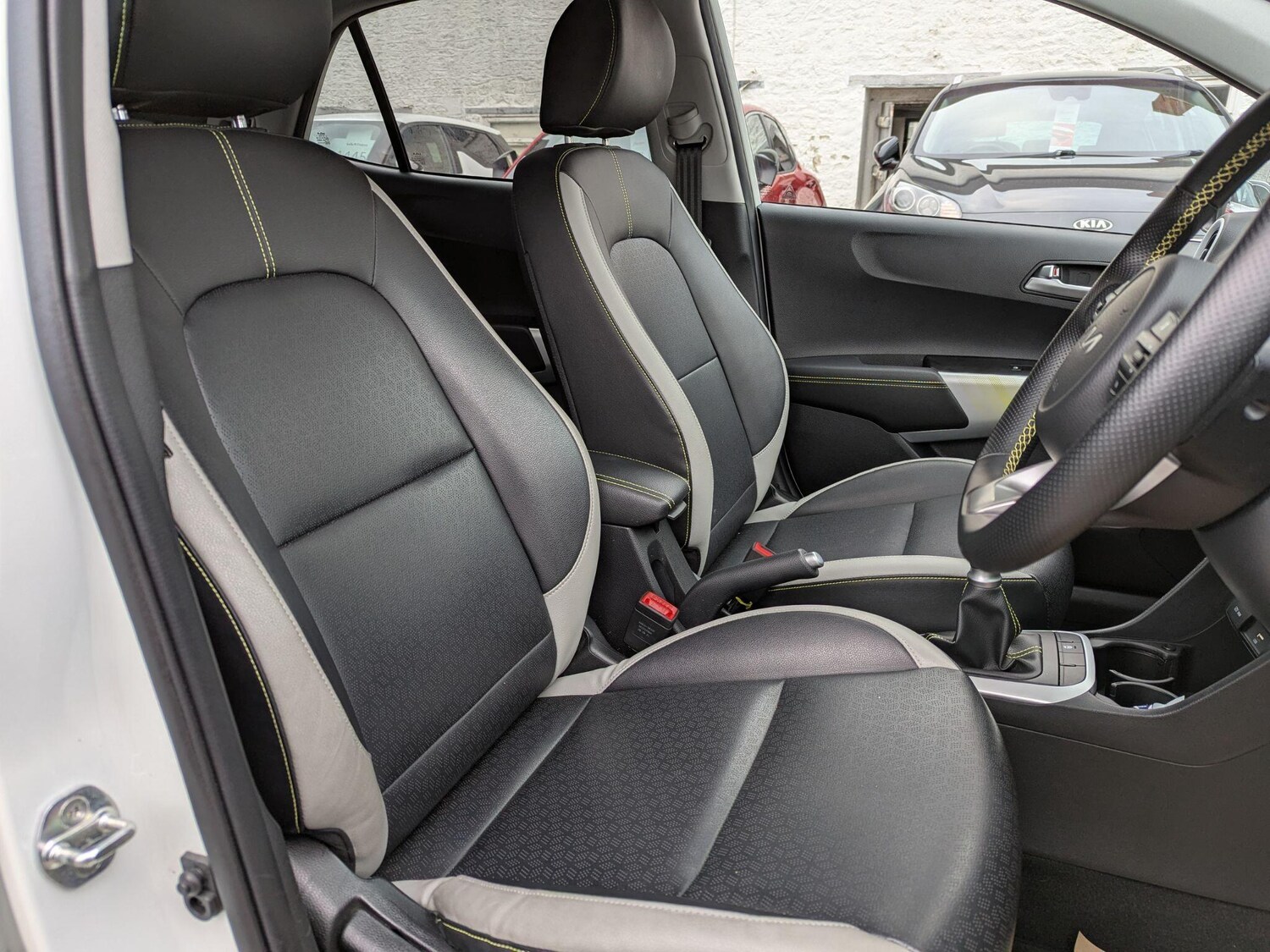 Used Kia Picanto 2022 for sale - 76572968: Photo 10