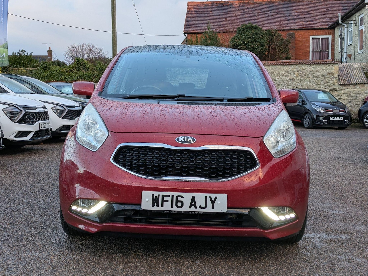 Used Kia Venga 2016 for sale - 76659016: Photo 2