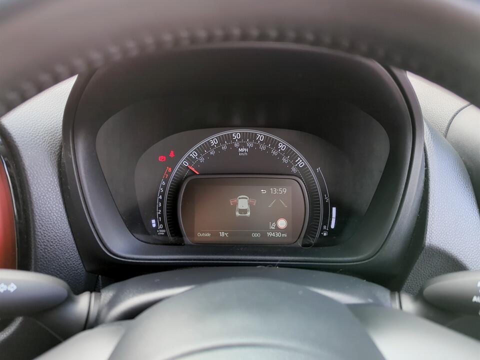 Used Toyota Aygo X 2022 for sale - 76153003: Photo 11