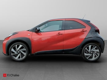 Used Toyota Aygo X 2022 for sale - 76153003: Photo 2