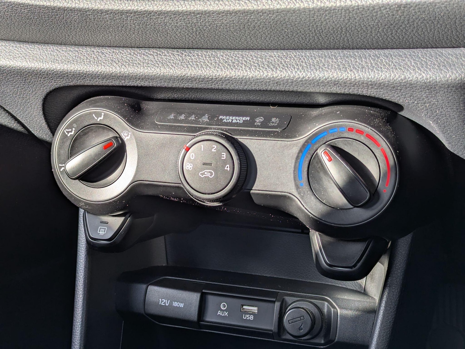 Used Kia Picanto 2018 for sale - 76409062: Photo 17