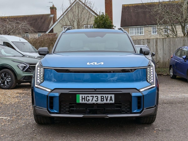 Used Kia EV9 2024 for sale - 76214227: Photo 2