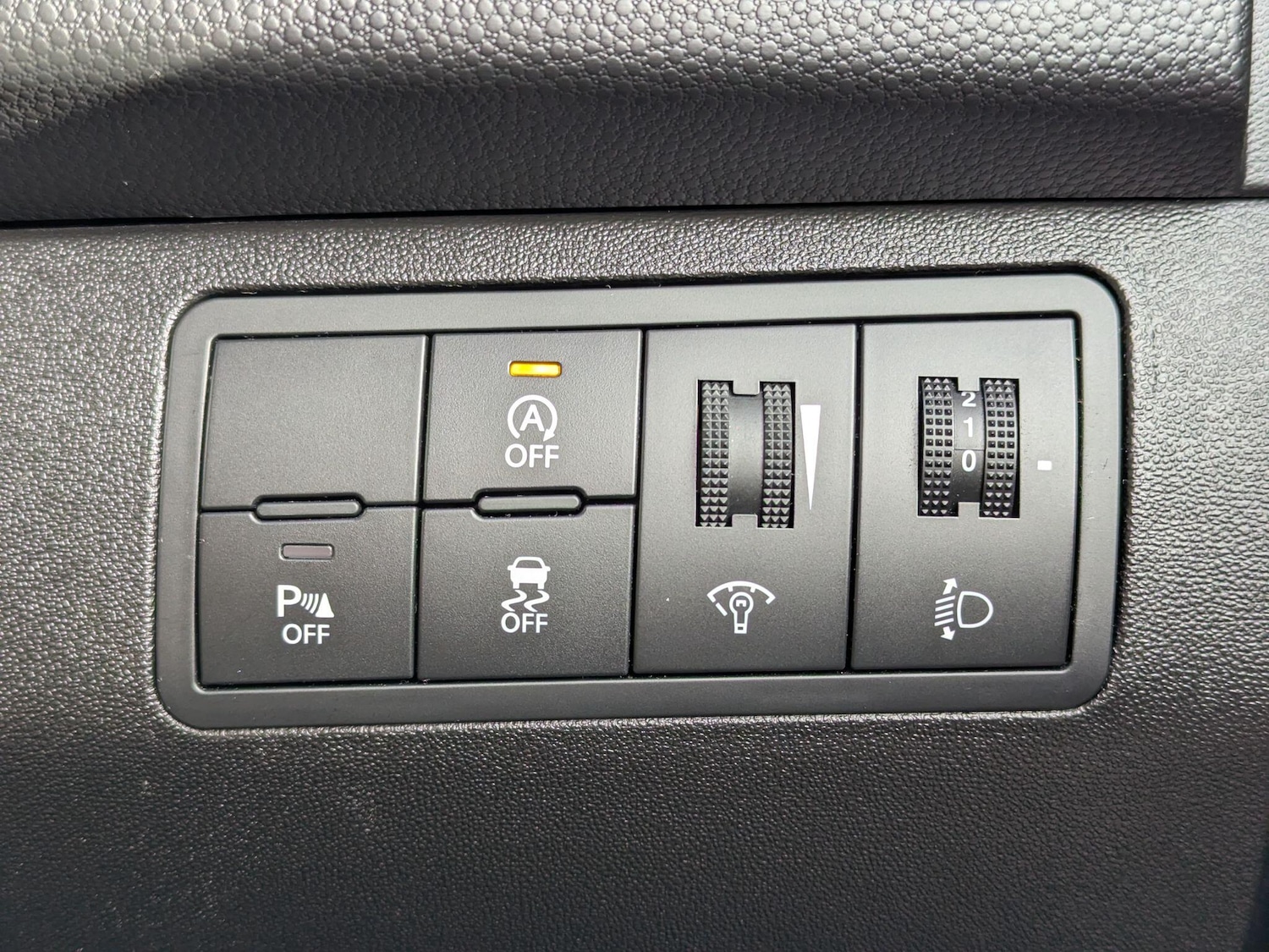 Used Kia Venga 2018 for sale - 76989811: Photo 12