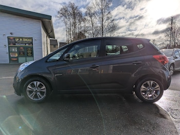 Used Kia Venga 2018 for sale - 76989811: Photo