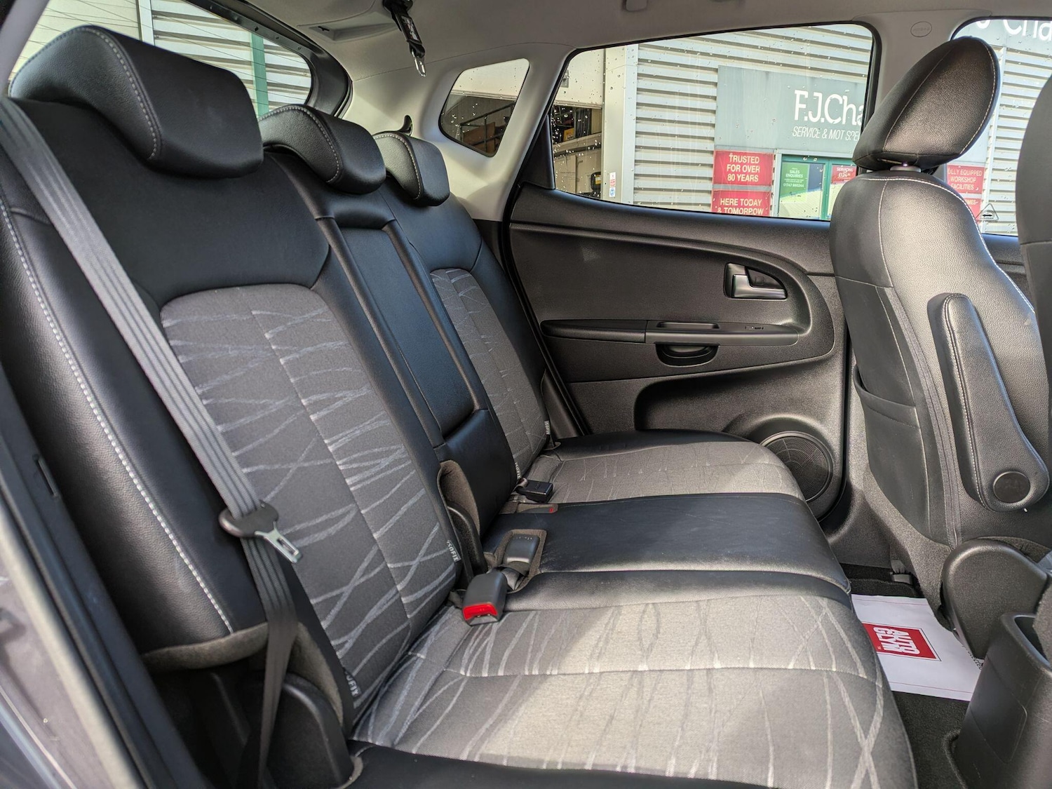 Used Kia Venga 2018 for sale - 76989811: Photo 8