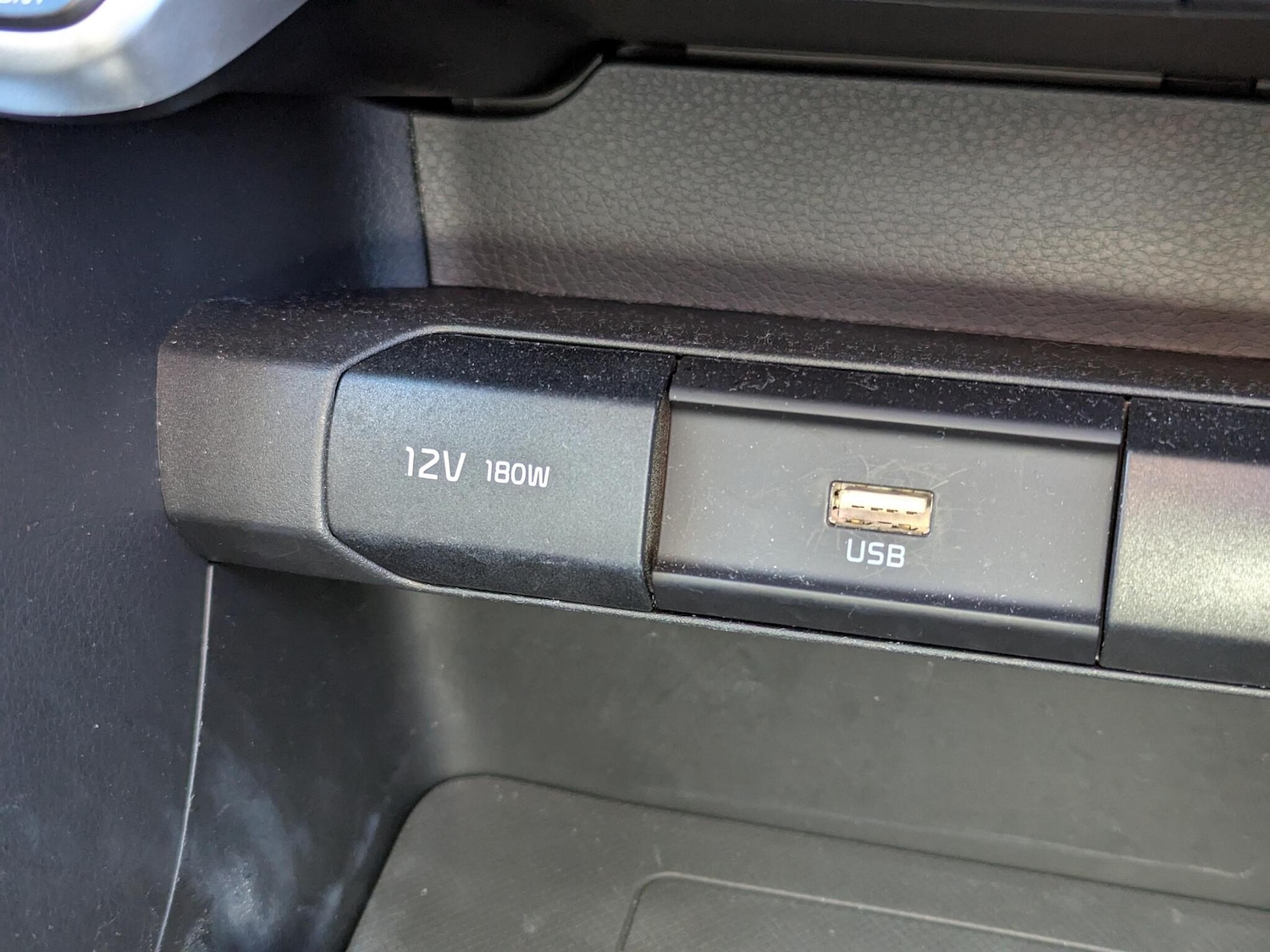 Used Kia Picanto 2023 for sale - 76152178: Photo 22