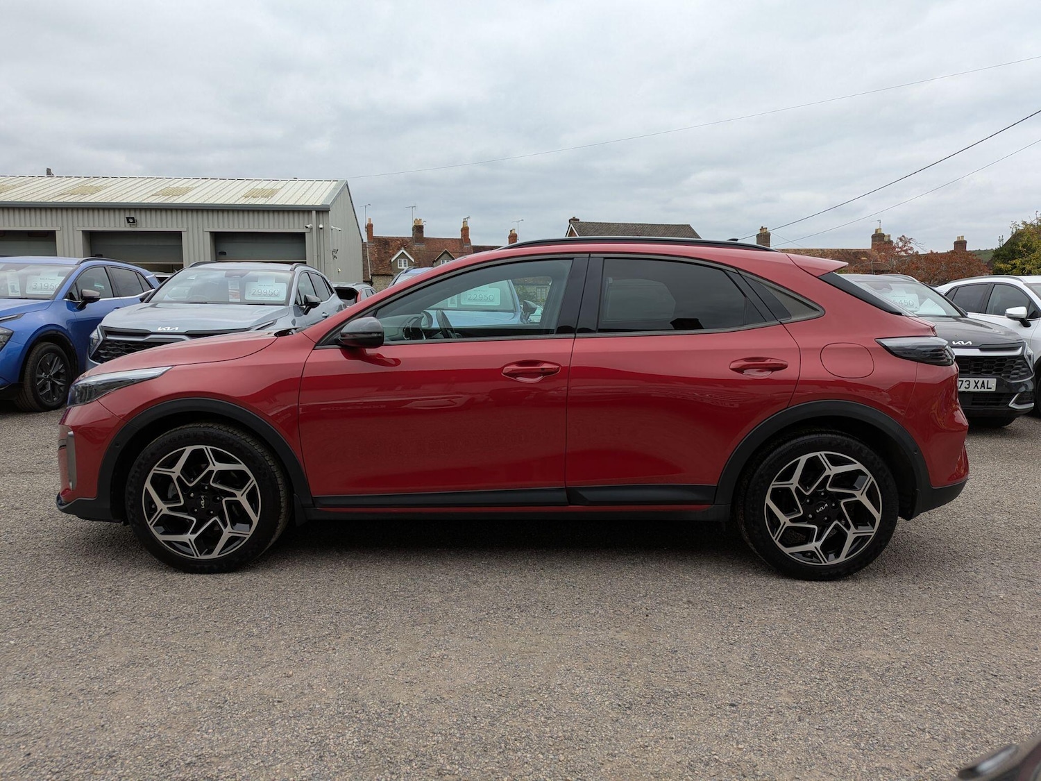 Used Kia XCeed 2023 for sale - 76314497: Photo 3