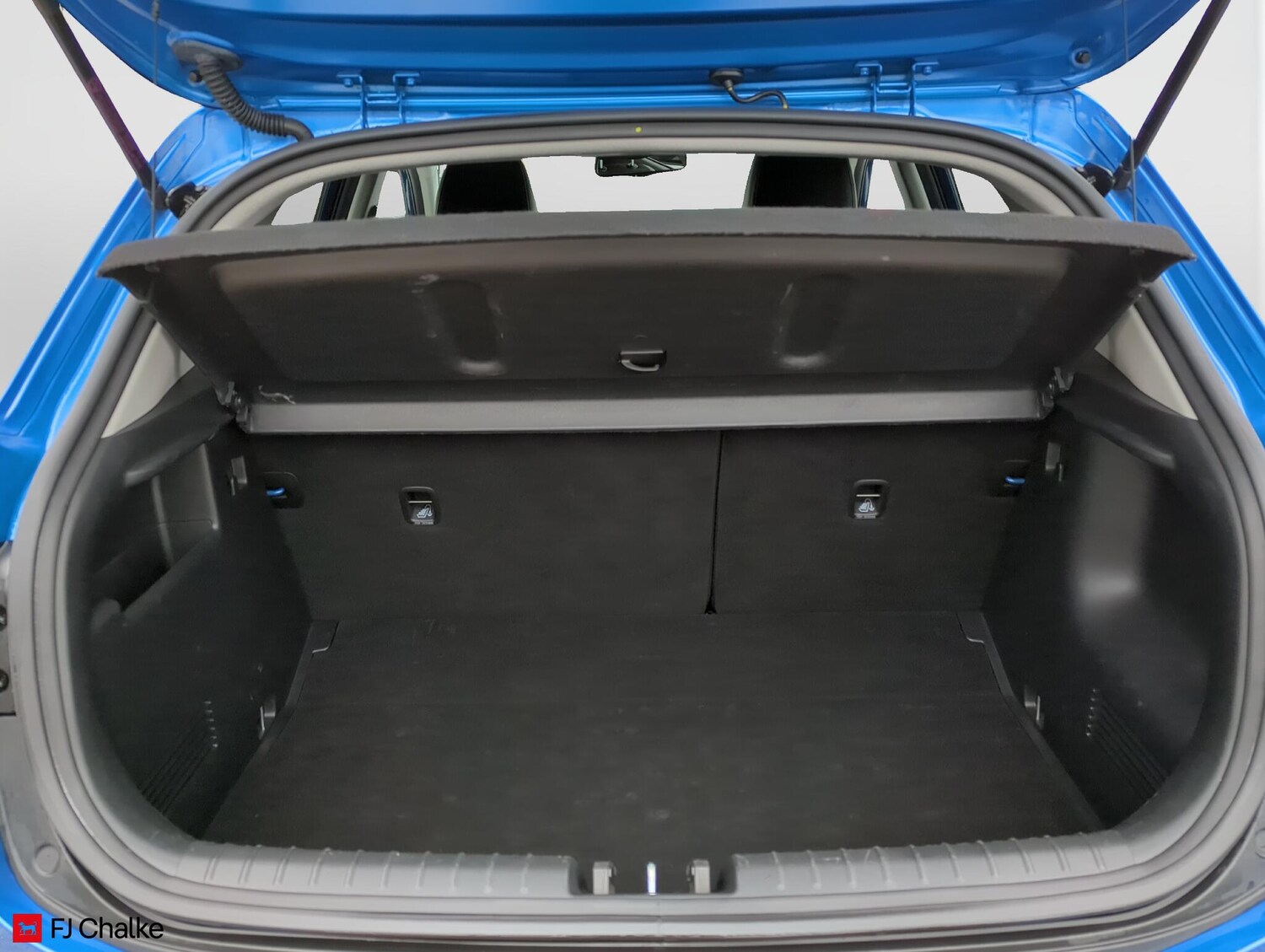 Used Kia Stonic 2024 for sale - 77550055: Photo 13