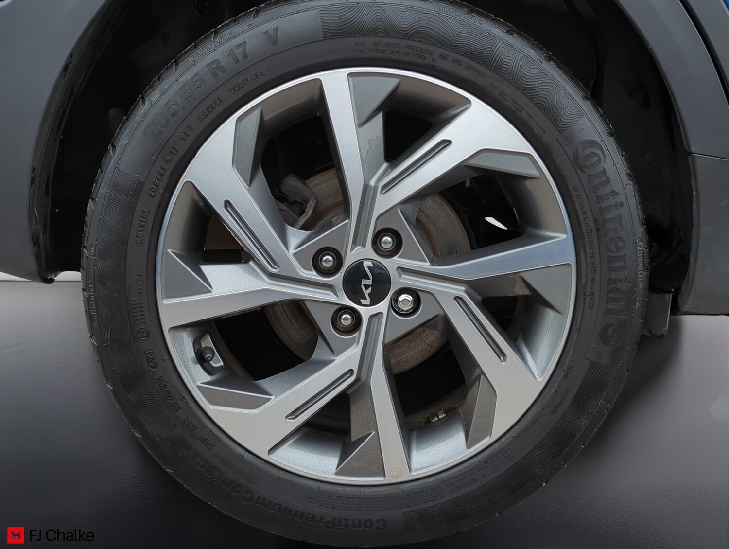 Used Kia Stonic 2024 for sale - 77550055: Photo 14