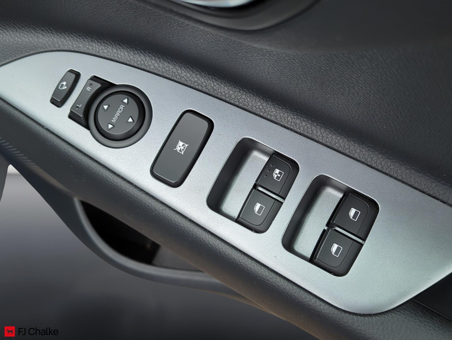 Used Kia Stonic 2024 for sale - 77550055: Photo 15