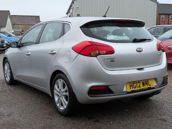 Used Kia Ceed 2012 for sale - 77015855: Photo