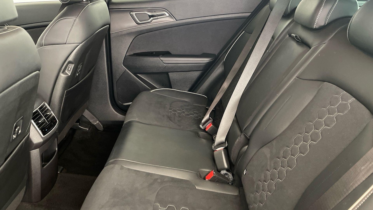 Used Kia Sportage for sale - 77017103: Photo 12