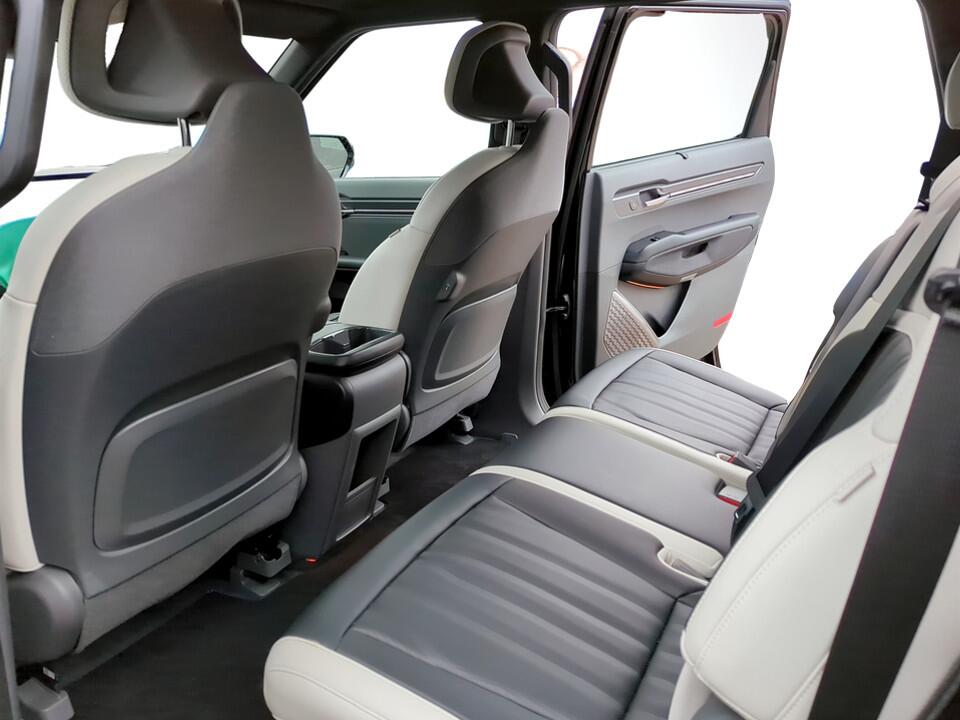 Used Kia EV9 2025 for sale - 77091444: Photo 12