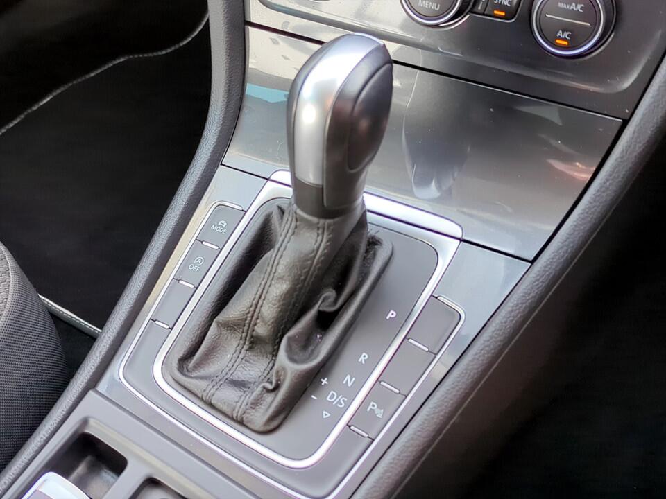 Used Volkswagen Golf for sale - 77229717: Photo 24