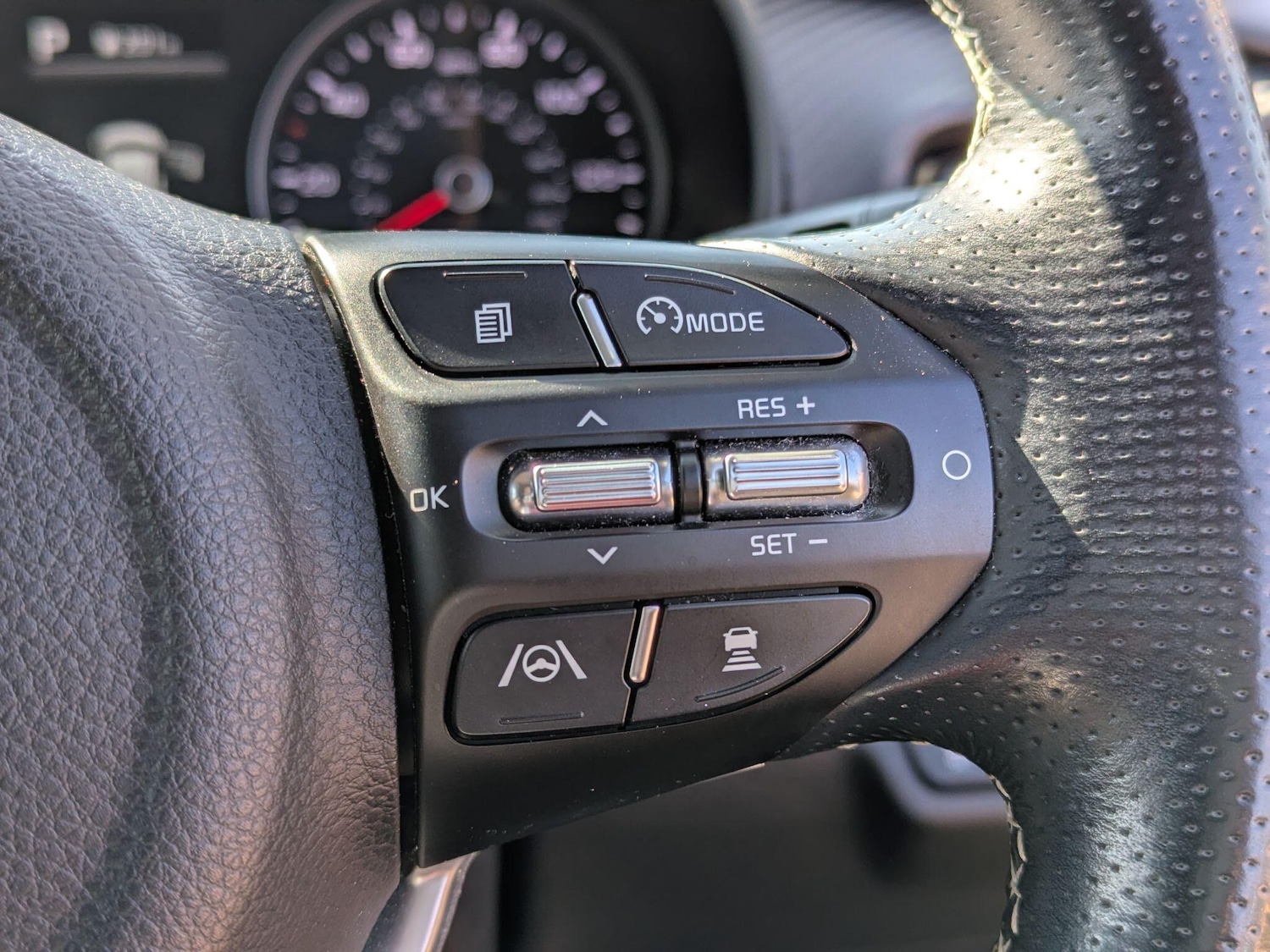 Used Kia Stonic 2021 for sale - 77978451: Photo 12