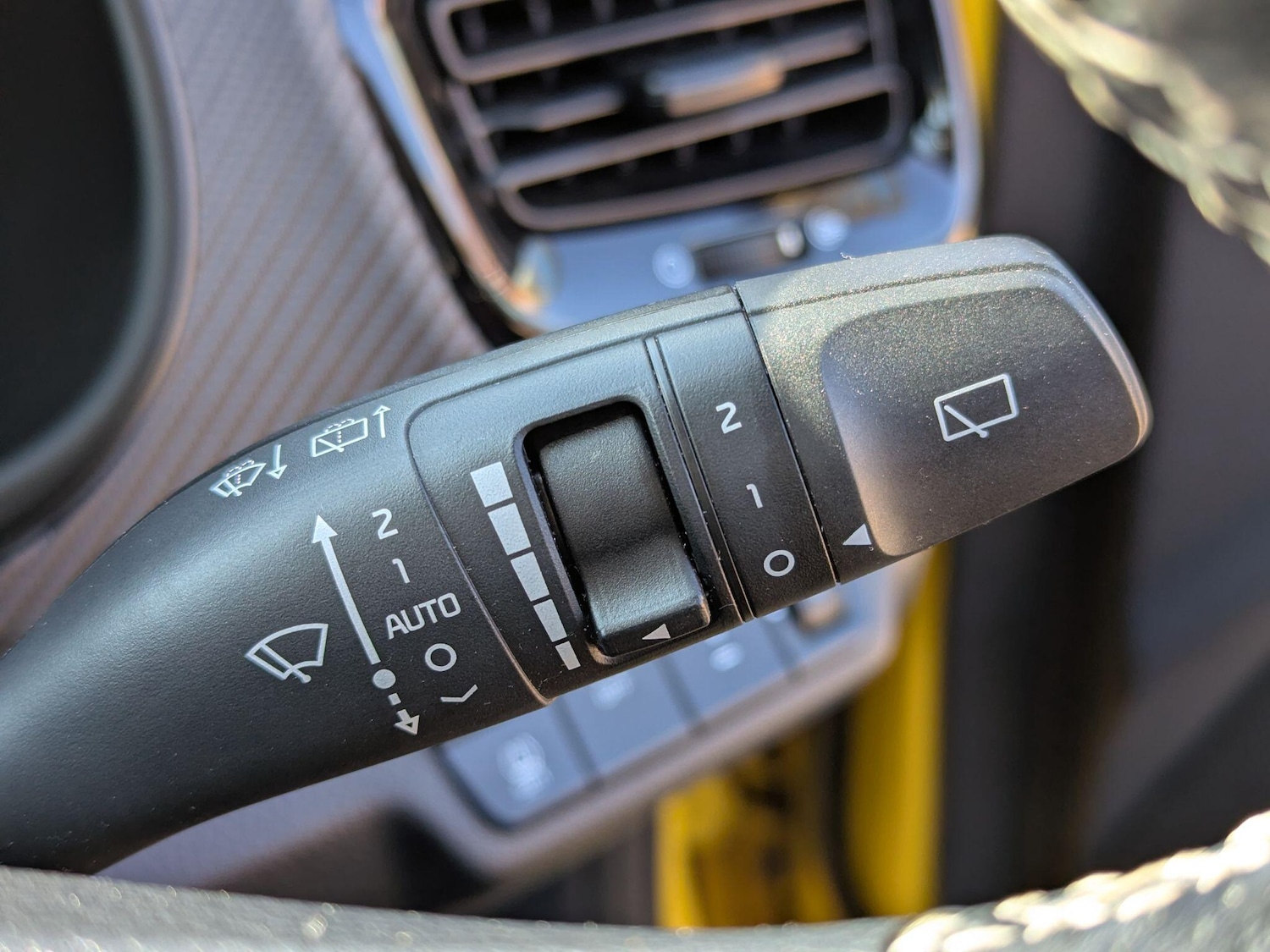 Used Kia Stonic 2021 for sale - 77978451: Photo 15