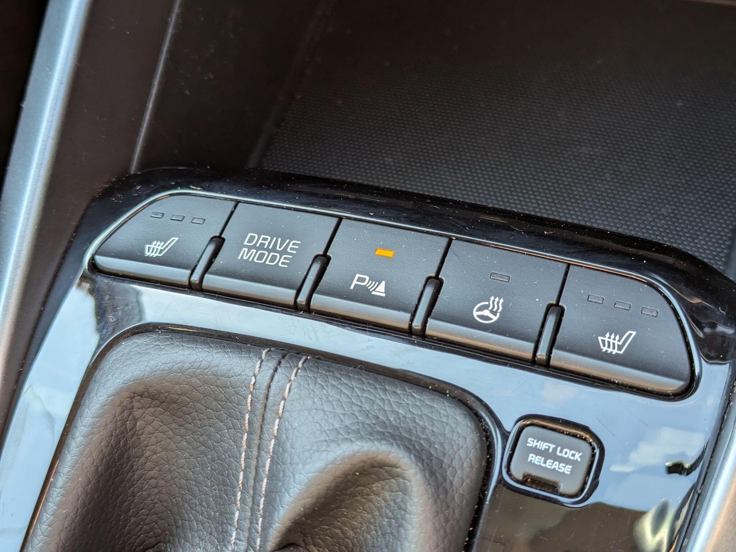 Used Kia Stonic 2021 for sale - 77978451: Photo 22