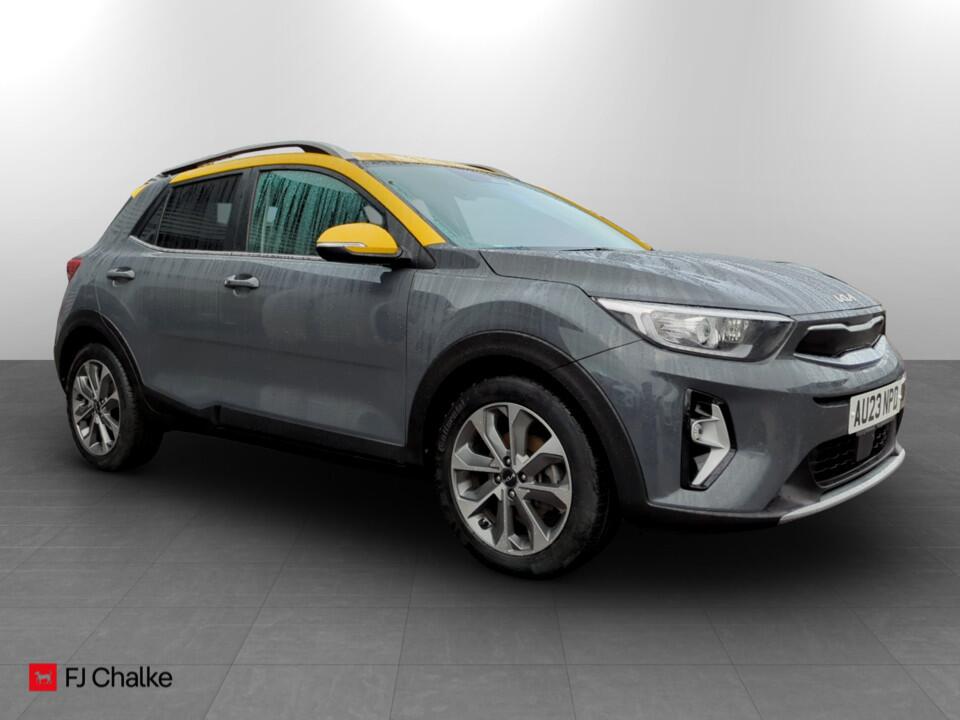 Used Kia Stonic 2023 for sale - 76913734: Photo 1
