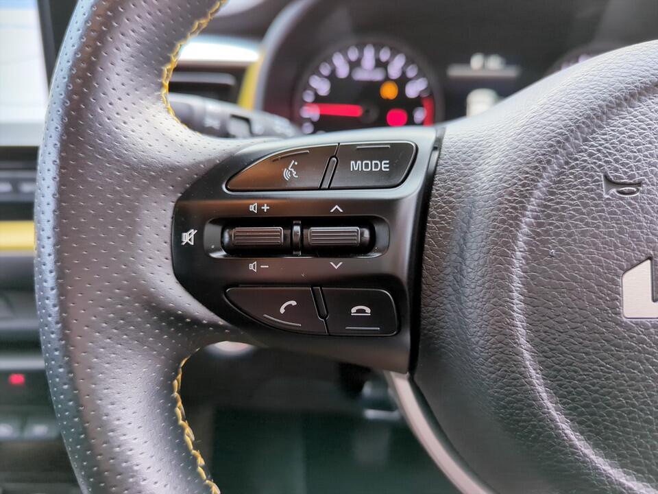 Used Kia Stonic 2023 for sale - 76913734: Photo 18