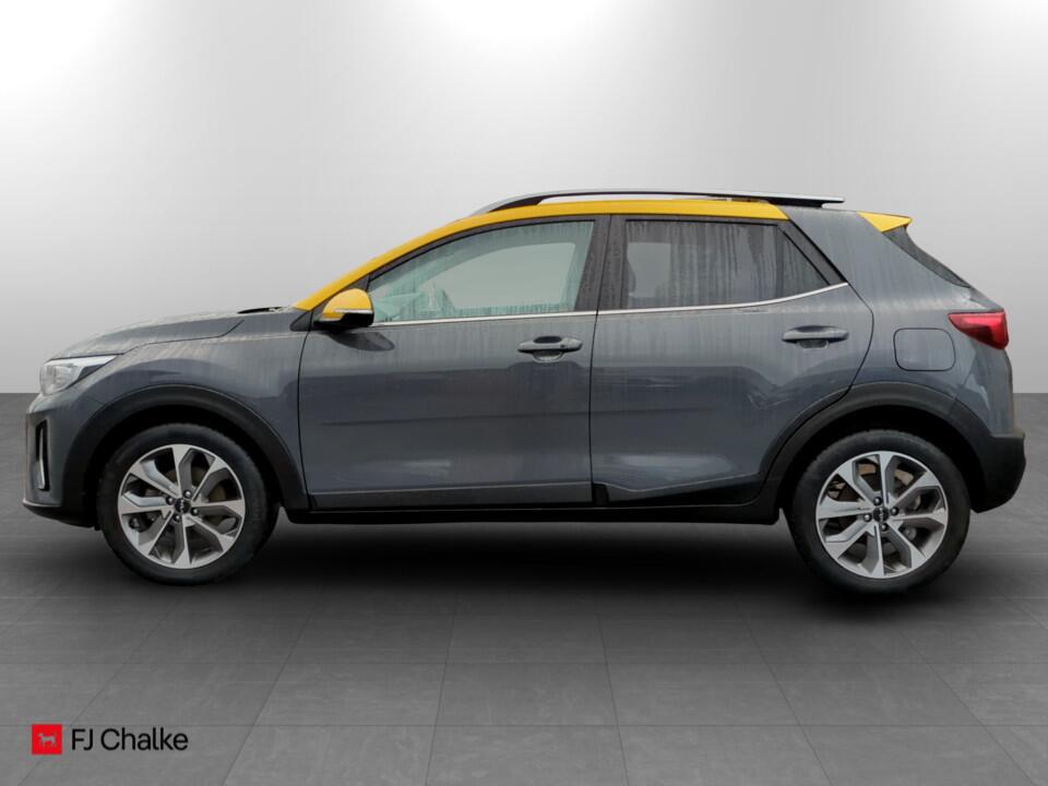 Used Kia Stonic 2023 for sale - 76913734: Photo 2