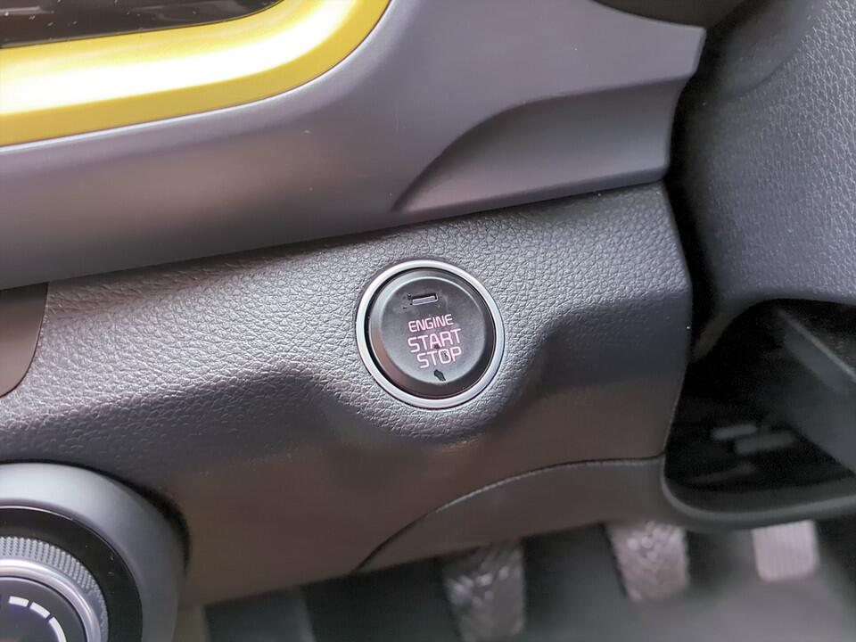 Used Kia Stonic 2023 for sale - 76913734: Photo 21