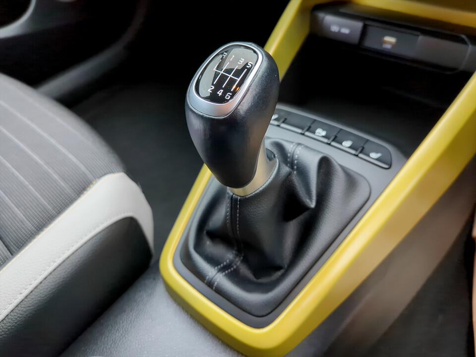 Used Kia Stonic 2023 for sale - 76913734: Photo 26