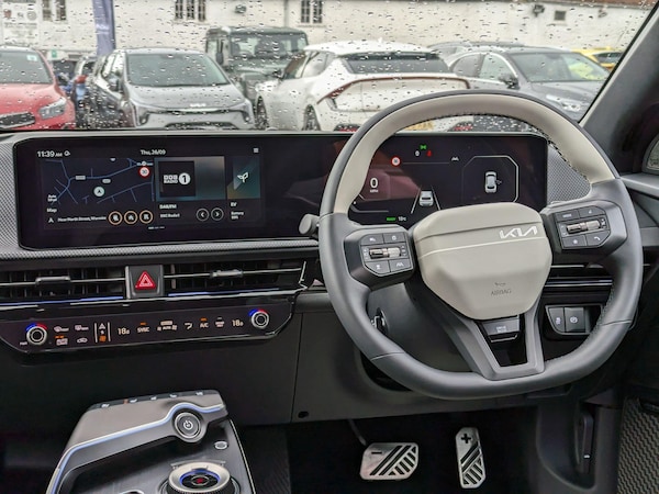 Used Kia EV6 2024 for sale - 76166705: Photo 9