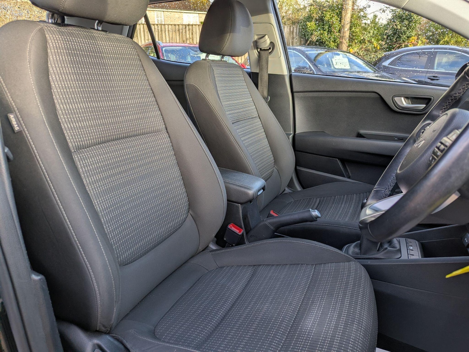 Used Kia Stonic 2022 for sale - 76913630: Photo 10