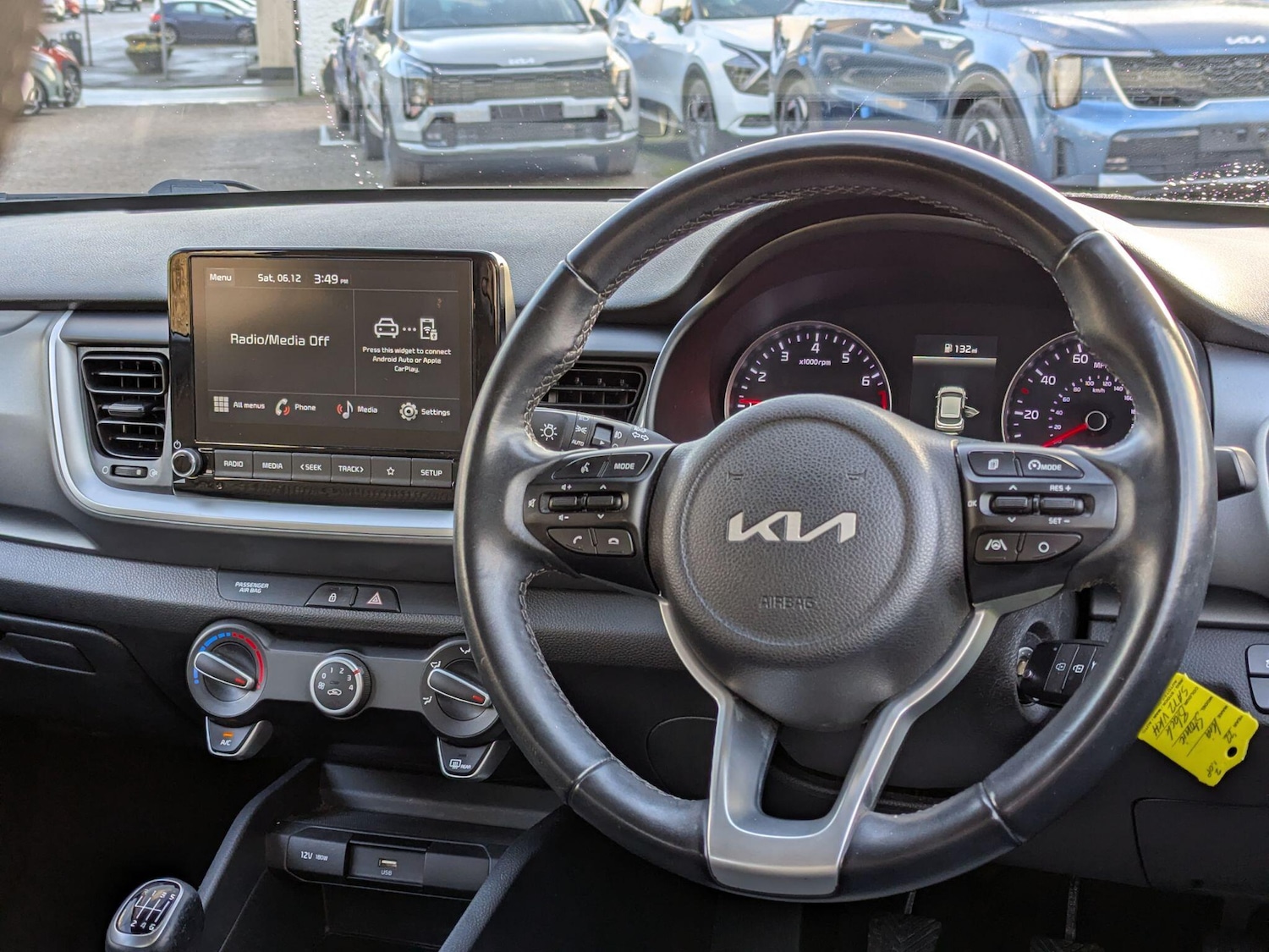 Used Kia Stonic 2022 for sale - 76913630: Photo 8