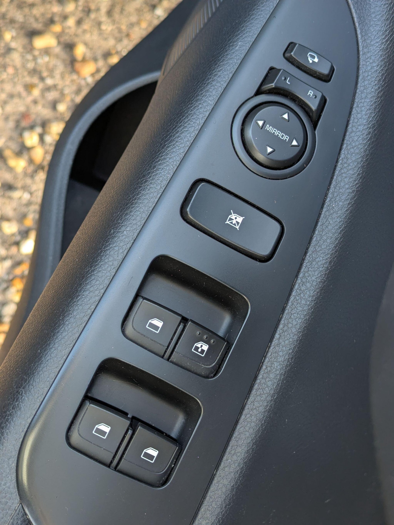 Used Kia Stonic 2022 for sale - 76913630: Photo 9