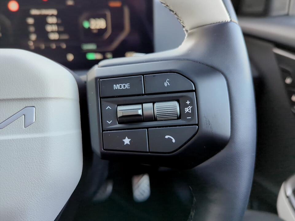 Used Kia EV6 2025 for sale - 77090814: Photo 25