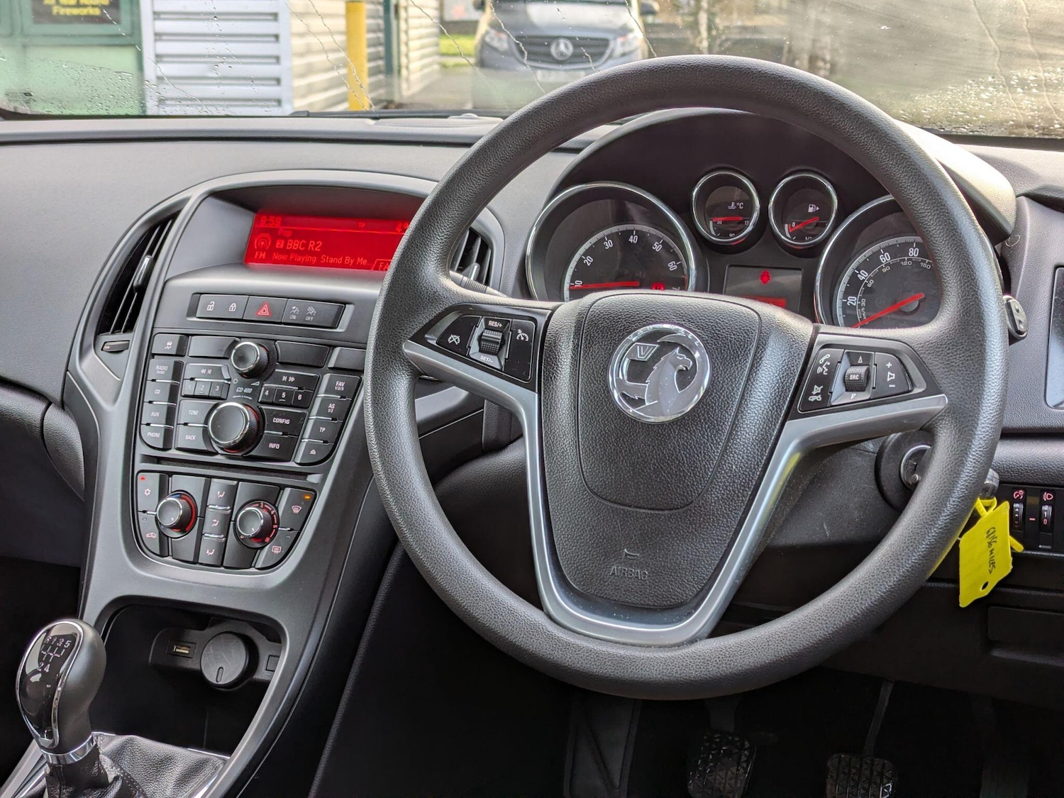 Used Vauxhall Astra 2012 for sale - 77191027: Photo 9