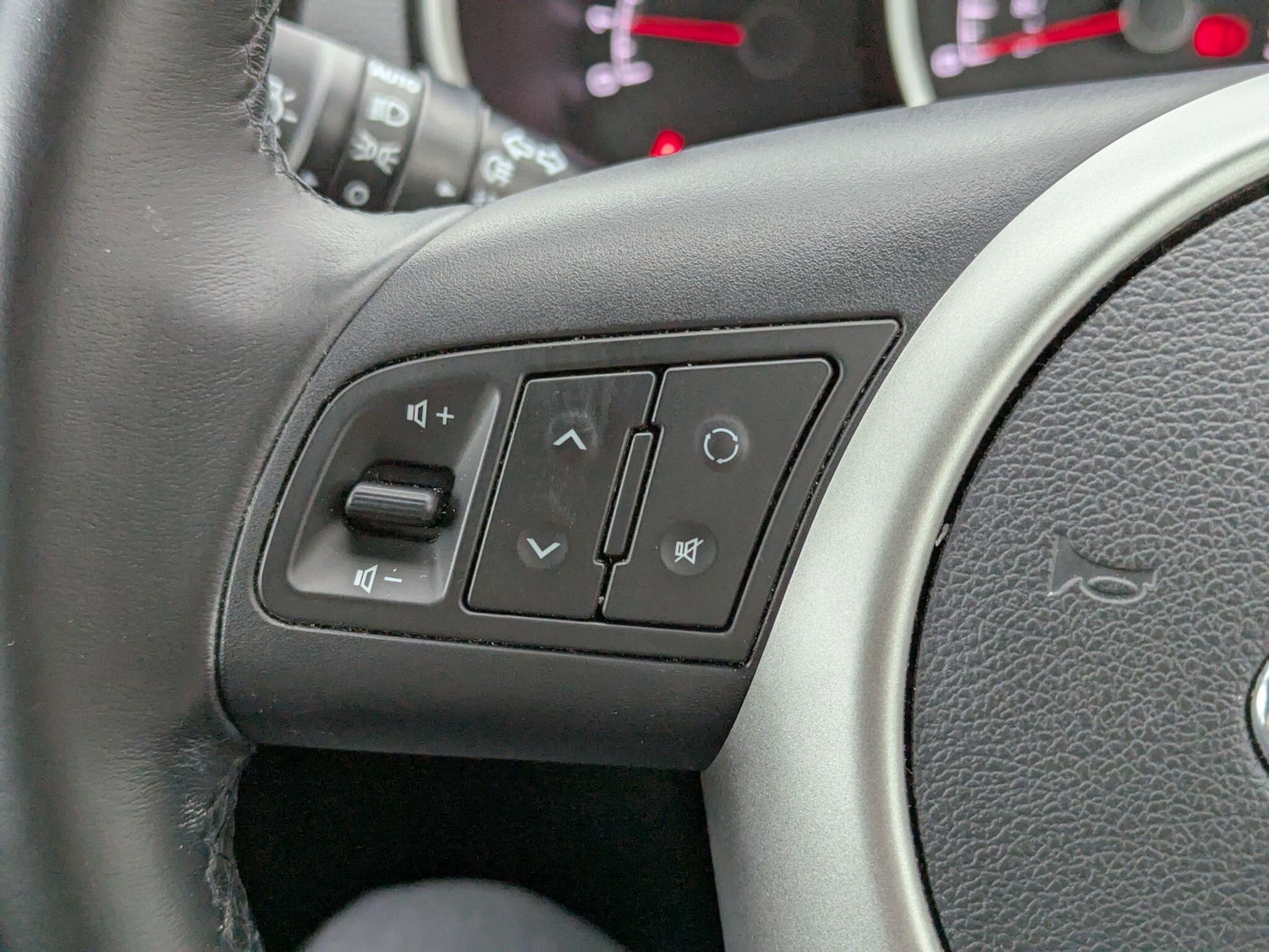 Used Kia Venga 2016 for sale - 76360214: Photo 14