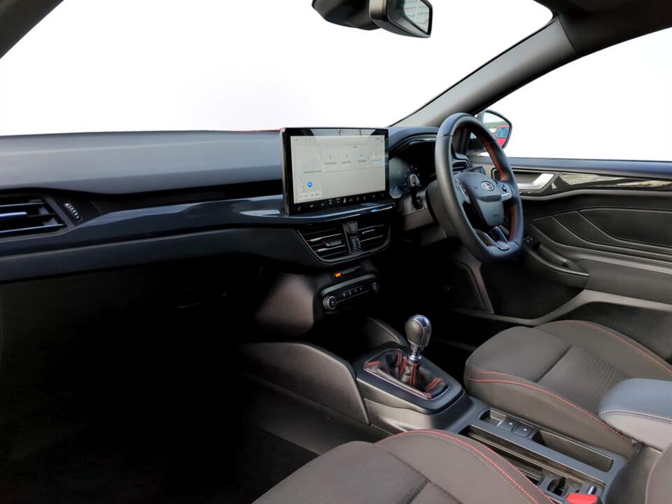 Used Ford Focus 2023 for sale - 76167393: Photo 8