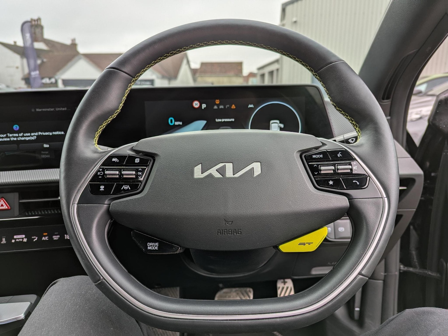 Used Kia EV6 2023 for sale - 76991576: Photo 20