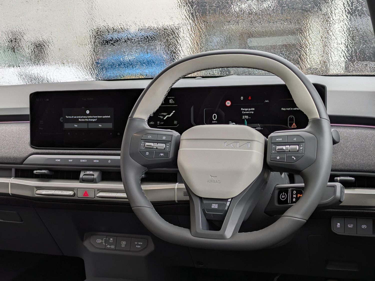 Used Kia EV3 2025 for sale - 76151702: Photo 11