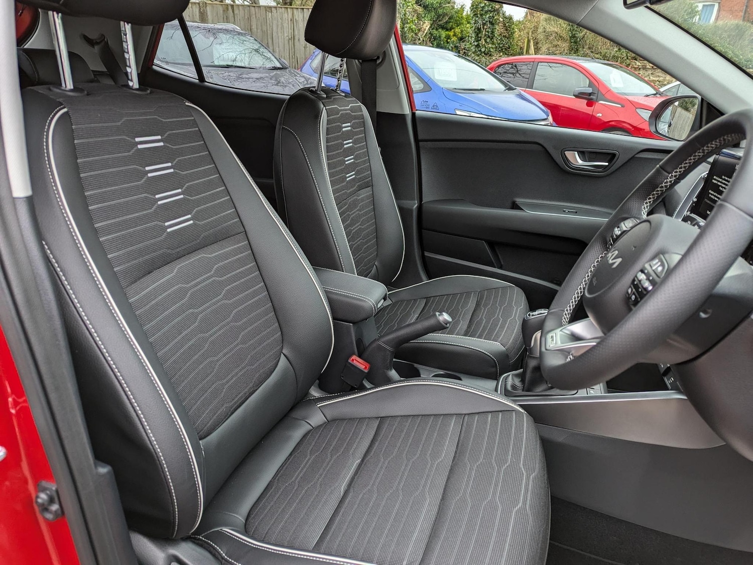 Used Kia Stonic 2025 for sale - 76151257: Photo 11