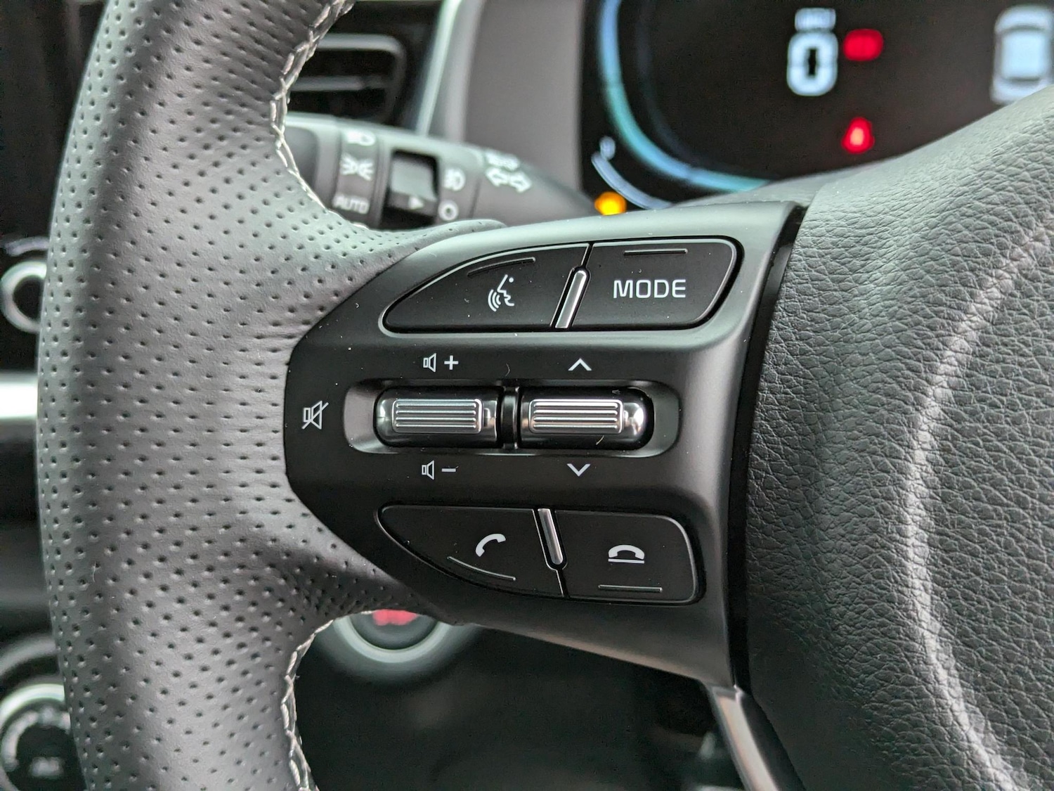 Used Kia Stonic 2025 for sale - 76151257: Photo 15