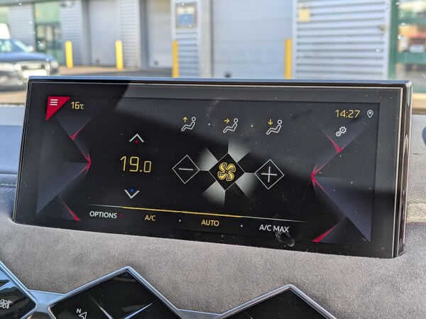 Used DS Automobiles DS 3 Crossback 2023 for sale - 76152028: Photo 16