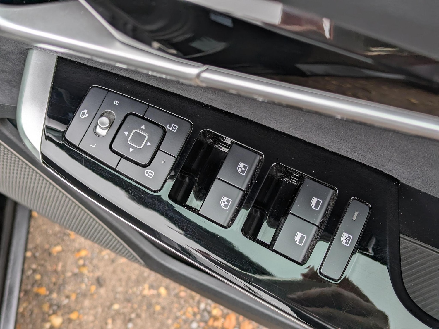 Used Kia EV6 2023 for sale - 76151610: Photo 12