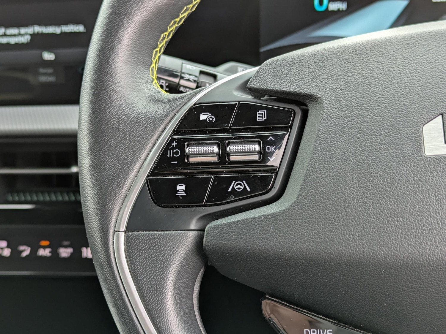 Used Kia EV6 2023 for sale - 76151610: Photo 16