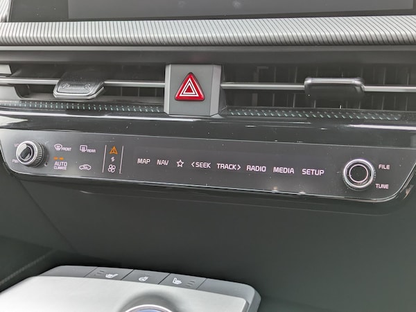 Used Kia EV6 2023 for sale - 76151610: Photo 29