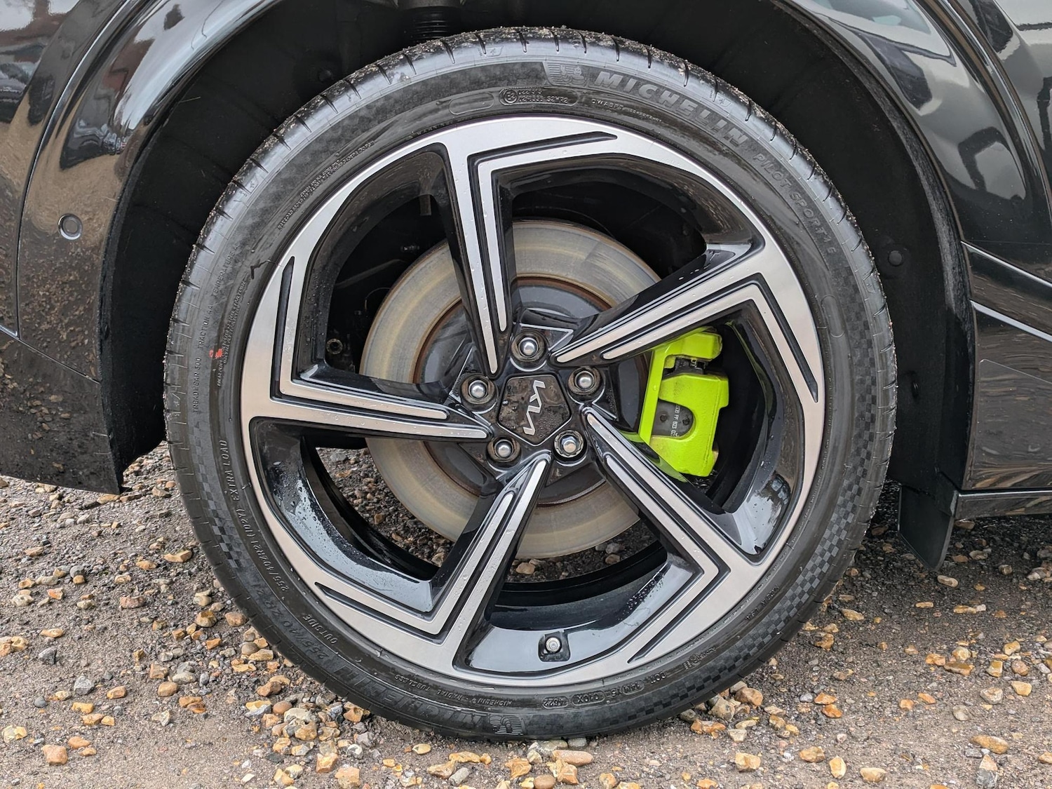 Used Kia EV6 2023 for sale - 76151610: Photo 8