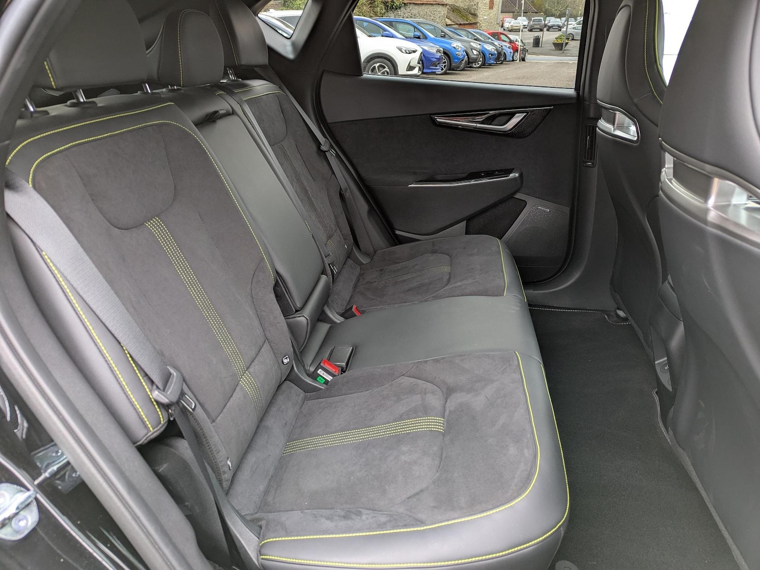 Used Kia EV6 2023 for sale - 76151610: Photo 9