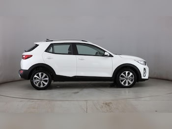 Used Kia Stonic 2025 for sale - 78260898: Photo