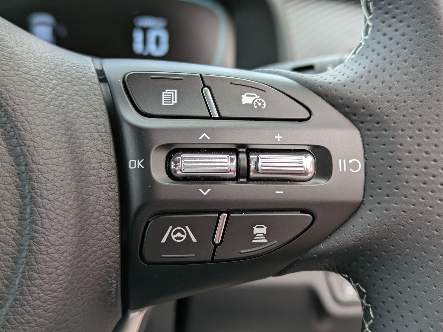 Used Kia Stonic 2025 for sale - 77315300: Photo 14